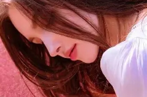 黄景瑜张艺上陈年恋情被翻登顶热搜引热议